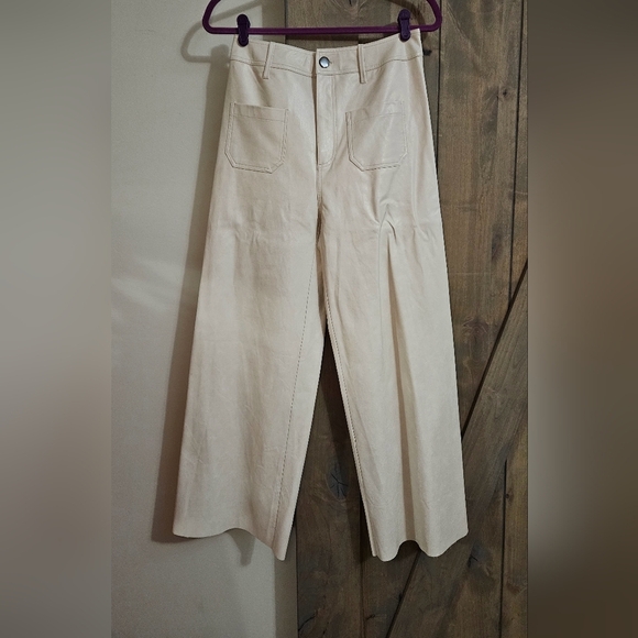 LIZARD THICKET Cream color faux leather wide leg ankle pants. Size Med NWT - Picture 7 of 15